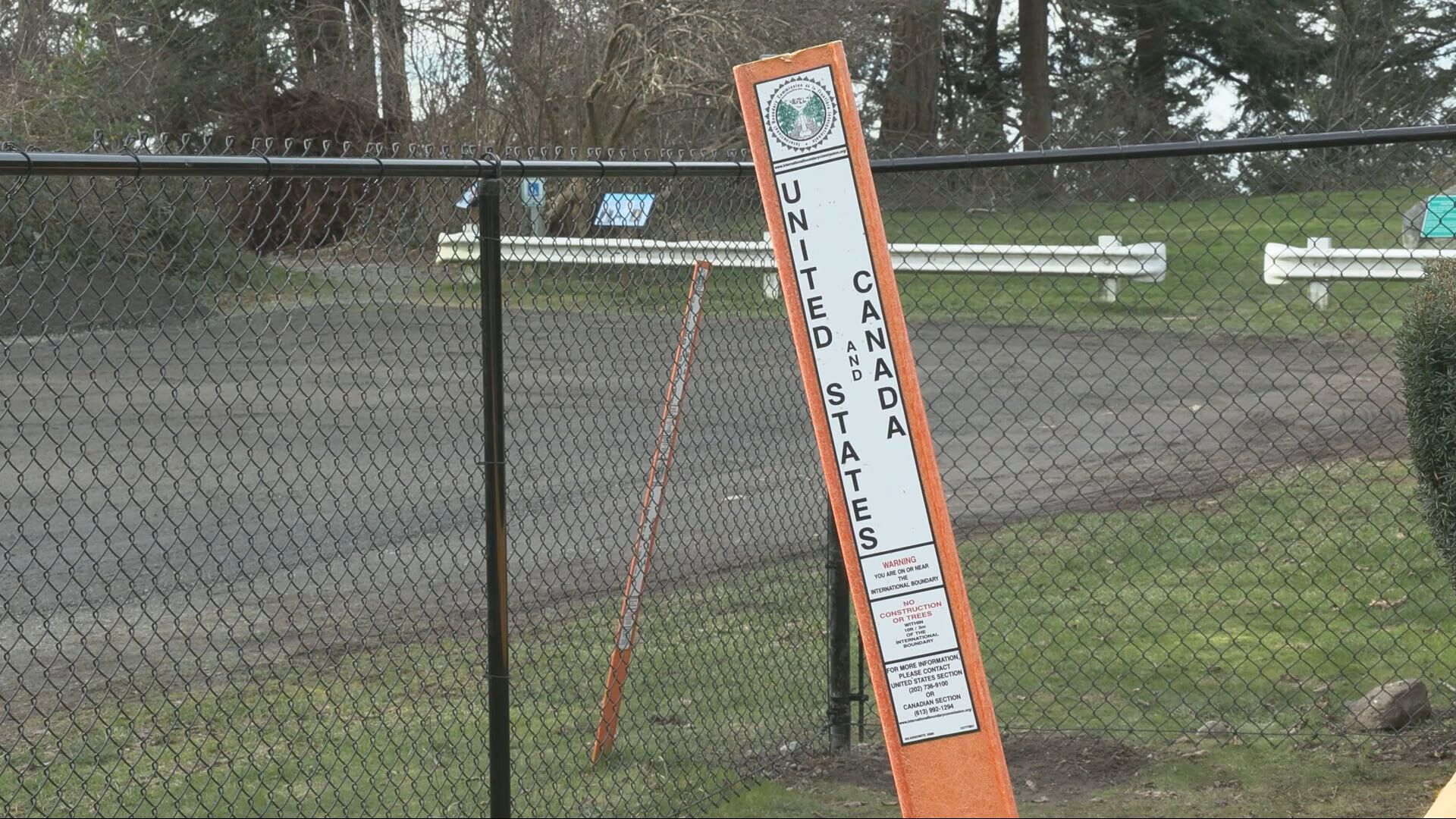 Chain-link fence between B.C. and Point Roberts should be removed, city  councillor says – CTVNews